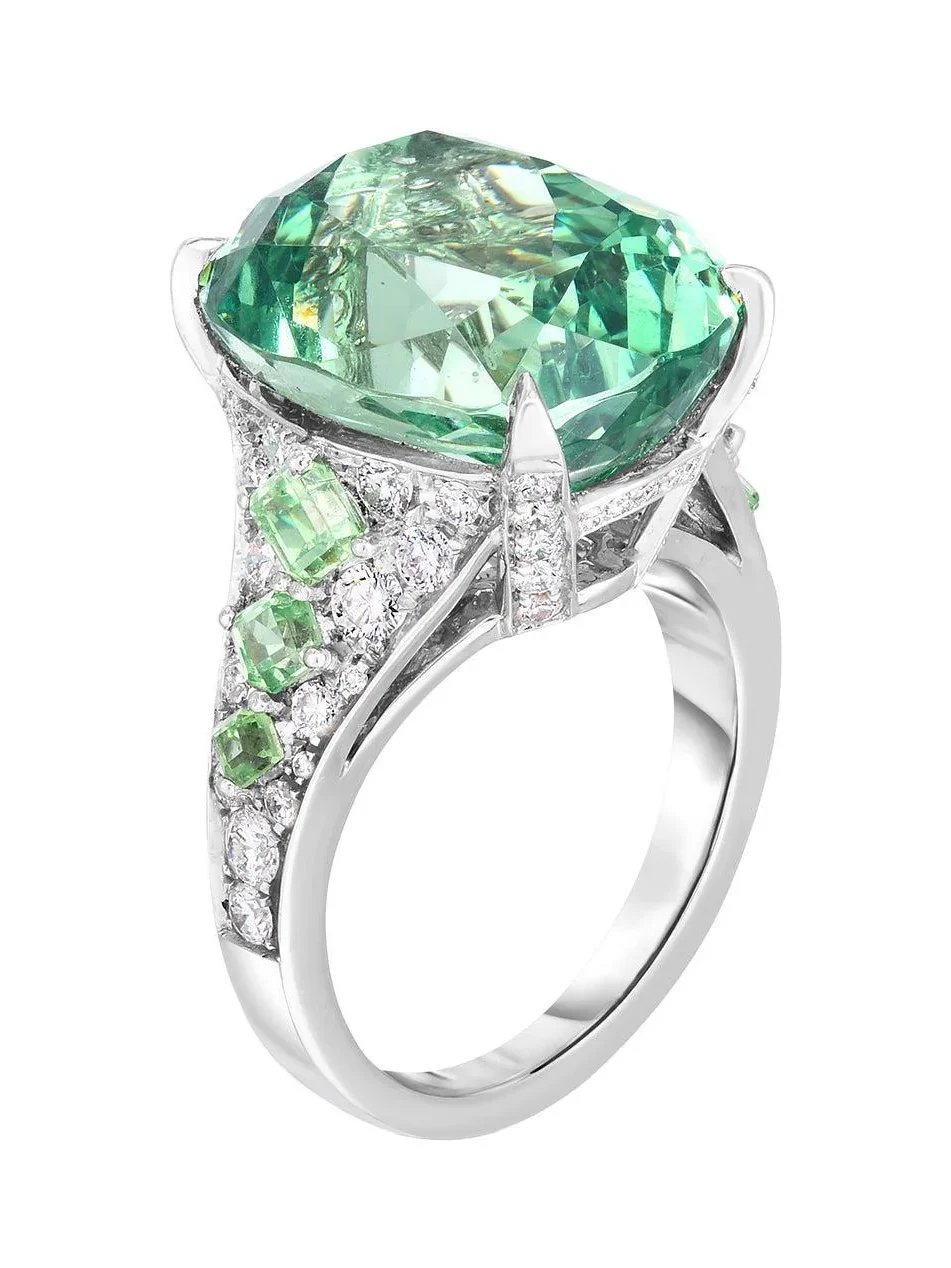 Glossular Garnet Art Deco Ring Glossular Garnet Art Deco Ring