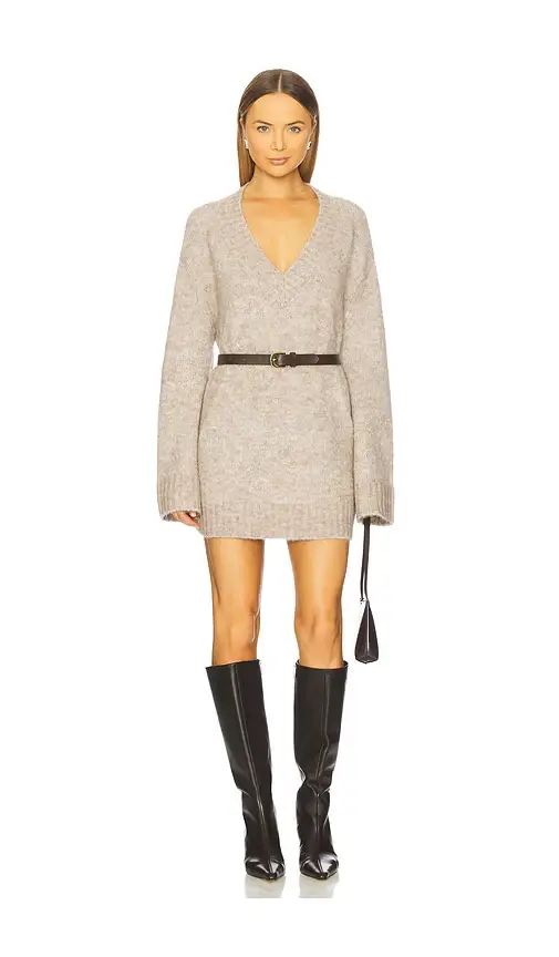 SEROYA Daniela Sweater | Image 1 SEROYA Daniela Sweater | Image 1