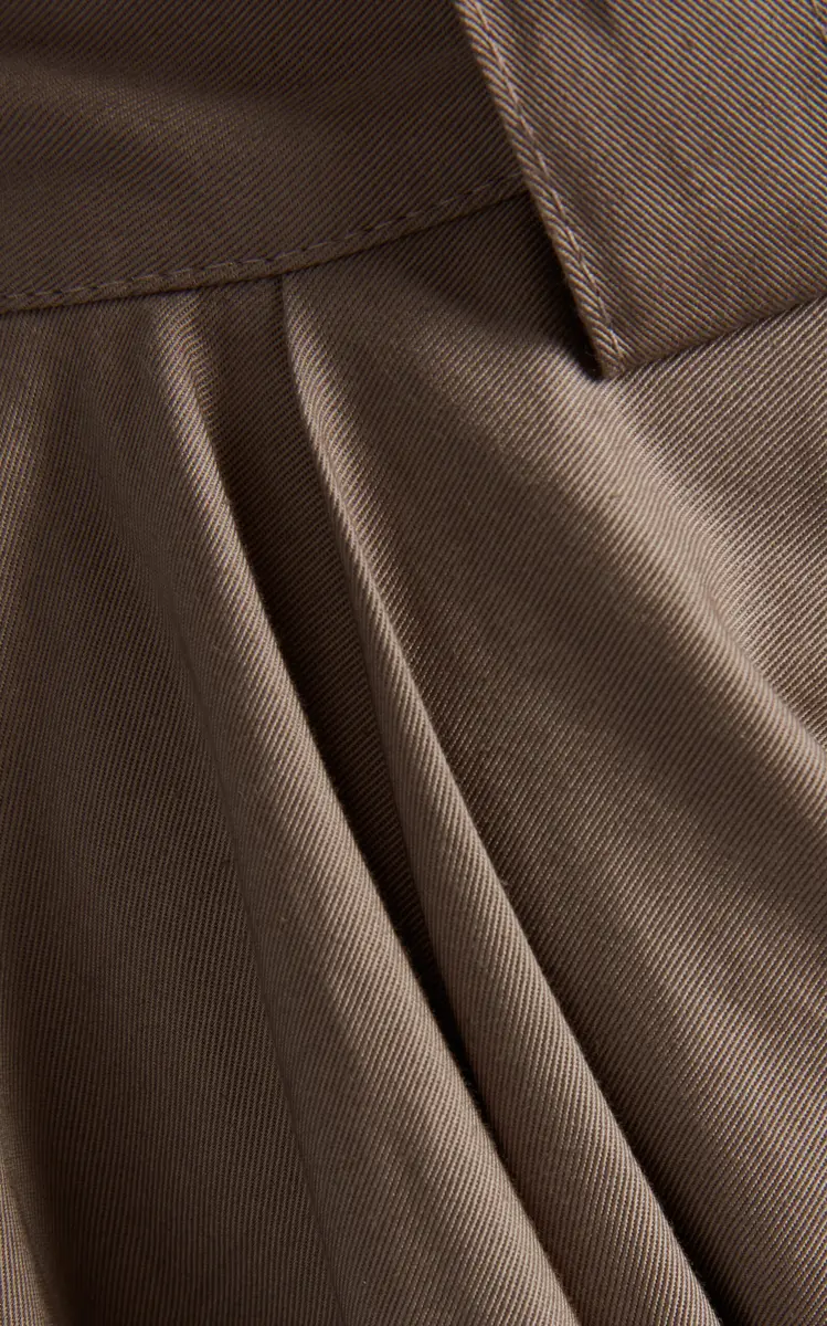 Balenciaga Cotton Twill Balloon Shorts | Thumbnail 6 Balenciaga Cotton Twill Balloon Shorts | Thumbnail 6
