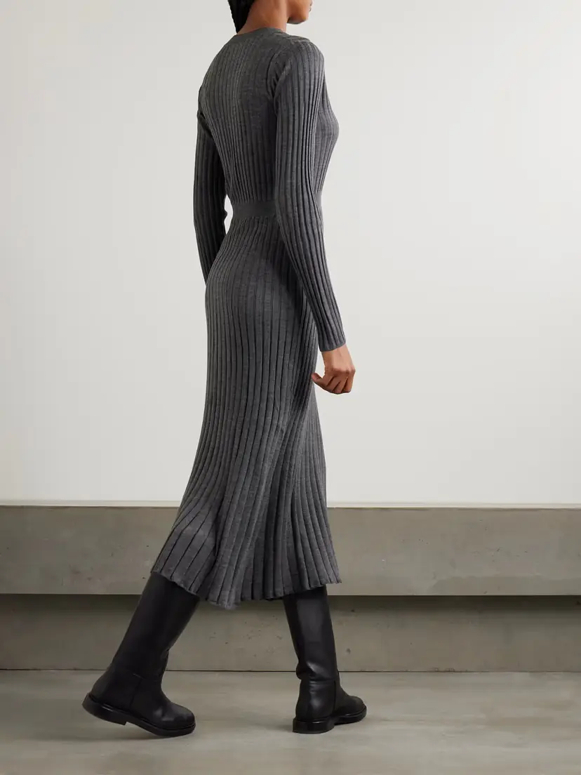 Brunello Cucinelli Ribbed Wool Midi Dress | Thumbnail 3
