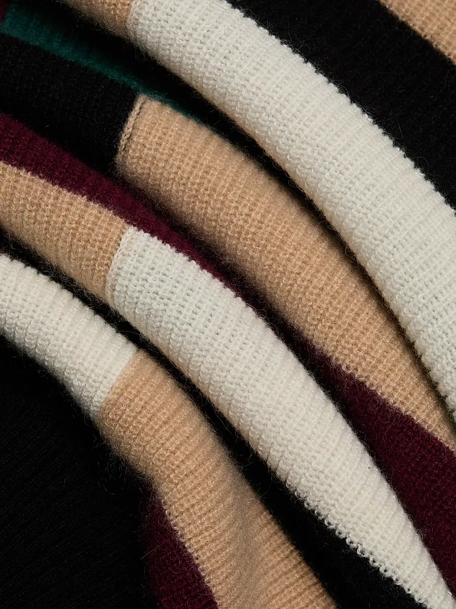 Elie Tahari Women's Phoenix Colorblocked Cashmere Sweater | Thumbnail 7