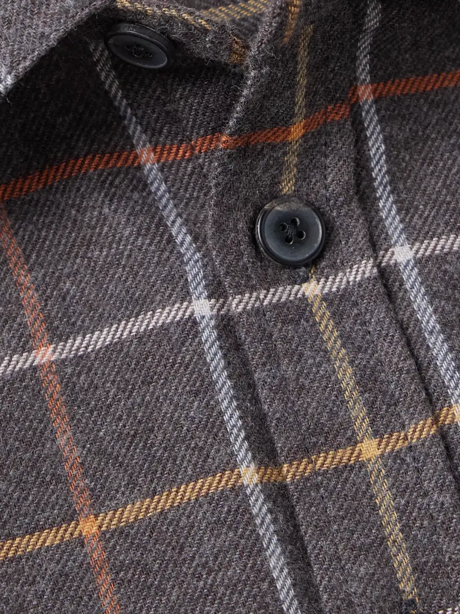 Portuguese Flannel Log Checked Organic Cotton-Flannel Shirt - Men | Thumbnail 4 Portuguese Flannel Log Checked Organic Cotton-Flannel Shirt - Men | Thumbnail 4