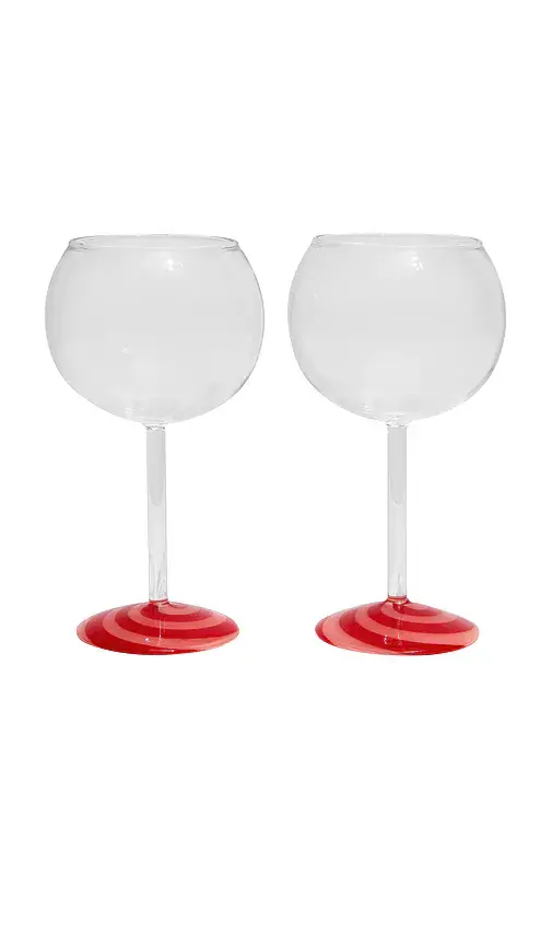 FAZEEK Swirl Wine Glasses Set Of 2 | Image 1 FAZEEK Swirl Wine Glasses Set Of 2 | Image 1