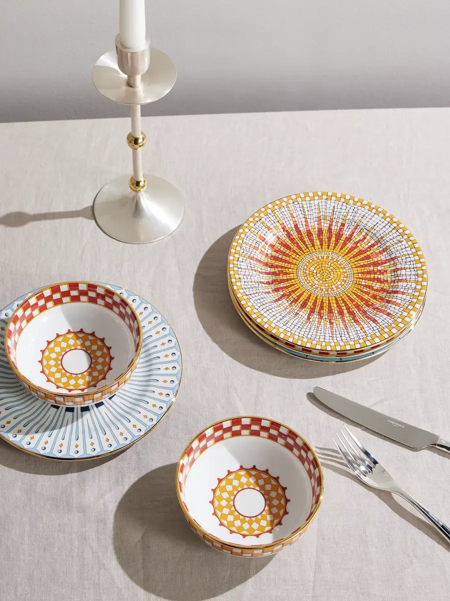La DoubleJ Set of Two Gold-Plated Painted Porcelain Snack Bowls - Men | Thumbnail 2 La DoubleJ Set of Two Gold-Plated Painted Porcelain Snack Bowls - Men | Thumbnail 2