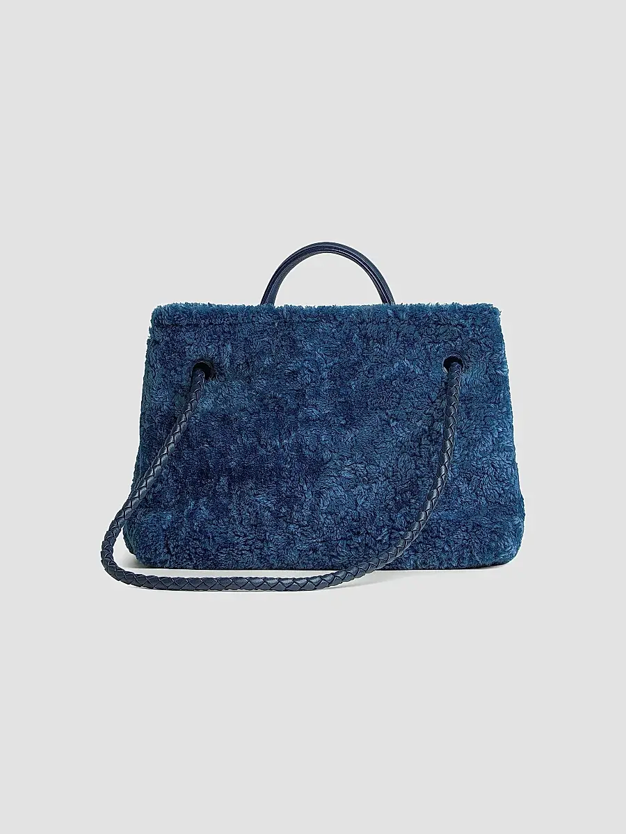Bottega Veneta Women's Medium Andiamo Dyed Shearling Top Handle Bag | Thumbnail 8