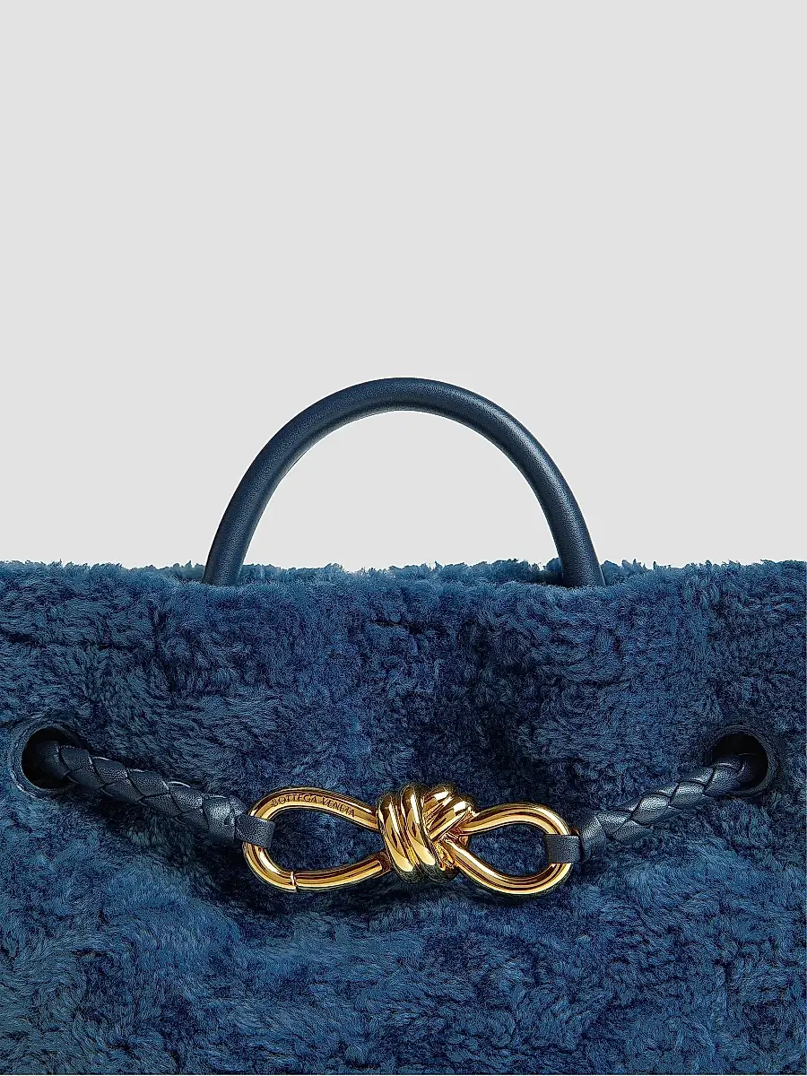 Bottega Veneta Women's Medium Andiamo Dyed Shearling Top Handle Bag | Thumbnail 9