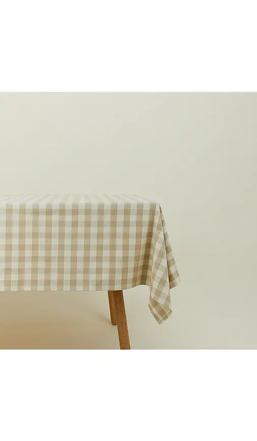 HAWKINS NEW YORK Essential Gingham Tablecloth | Thumbnail 2 HAWKINS NEW YORK Essential Gingham Tablecloth | Thumbnail 2