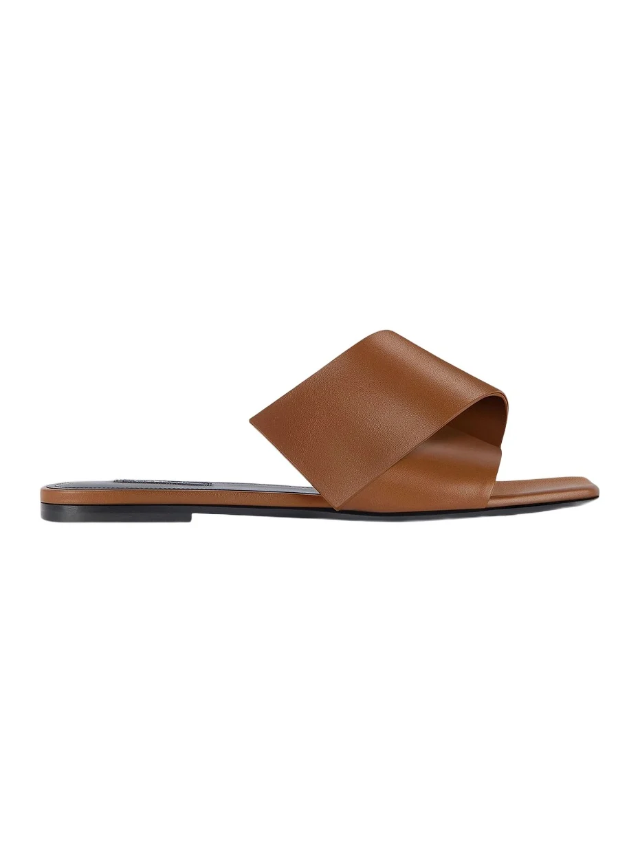 Givenchy Women's Sliced Square Flat Sandals in Leather - Tan