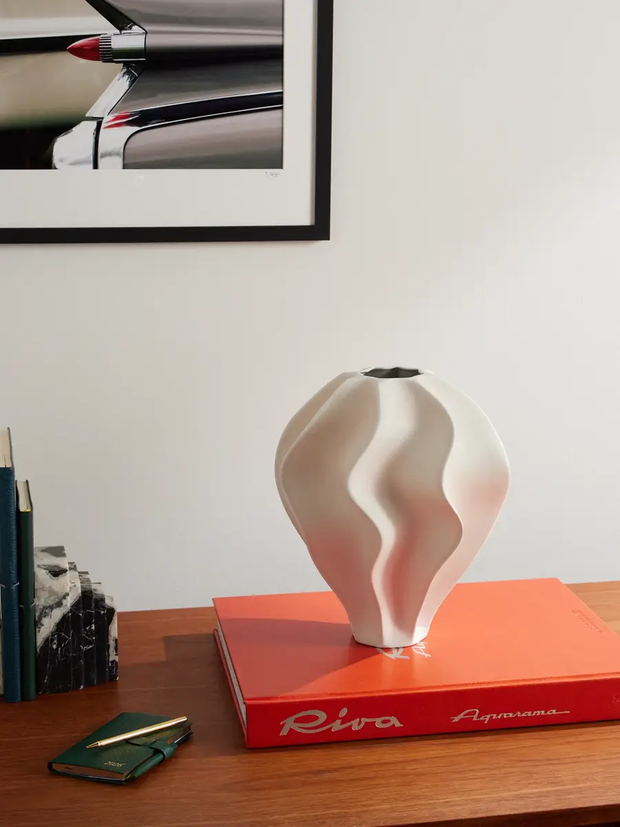 L'Objet Douro Porcelain Vase - Men | Thumbnail 2 L'Objet Douro Porcelain Vase - Men | Thumbnail 2
