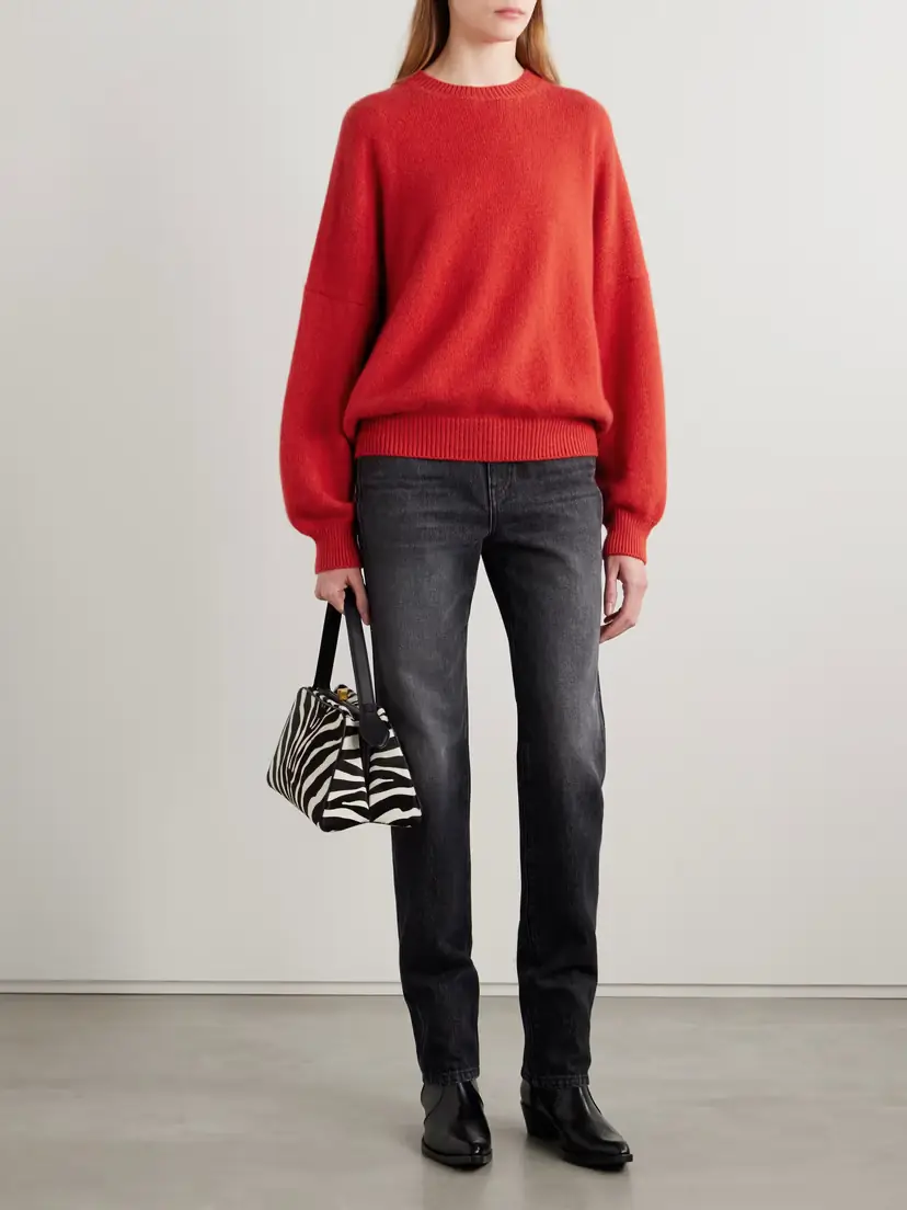 Khaite Margaux Oversized Cashmere Sweater | Thumbnail 2 Khaite Margaux Oversized Cashmere Sweater | Thumbnail 2