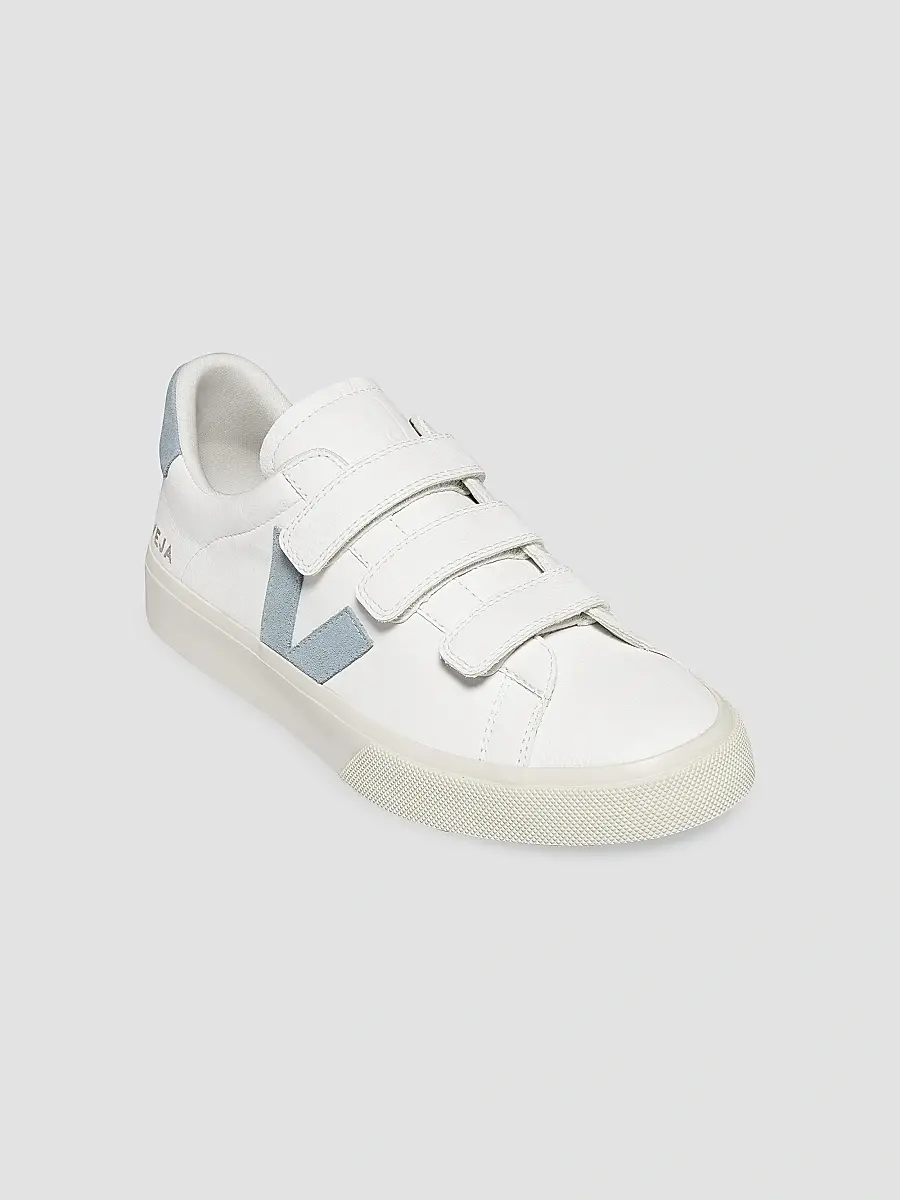 Veja Women's Recife Leather Low-Top Sneakers | Thumbnail 2 Veja Women's Recife Leather Low-Top Sneakers | Thumbnail 2