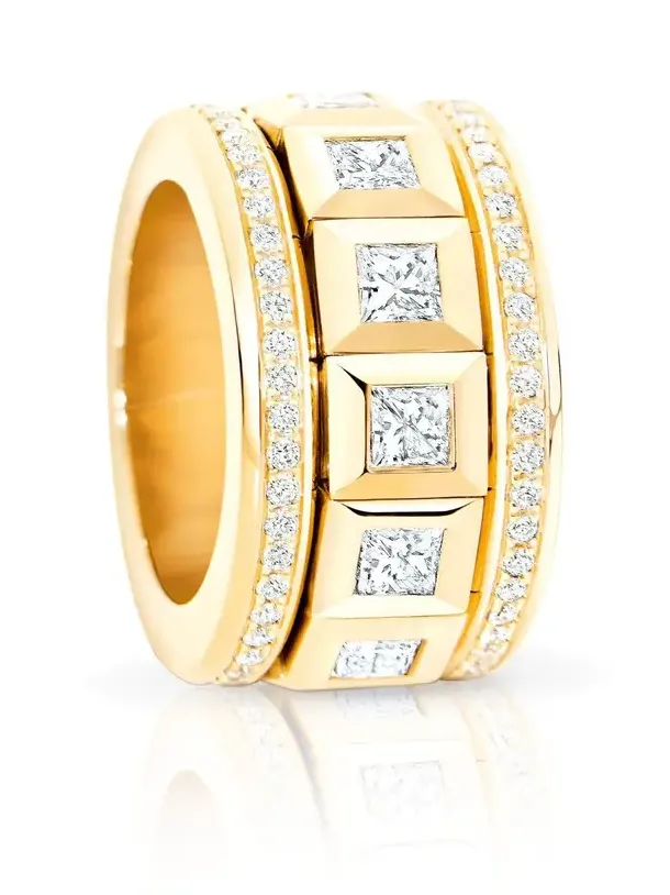 Curriculum Vitae Pave Diamond Ring - Yellow