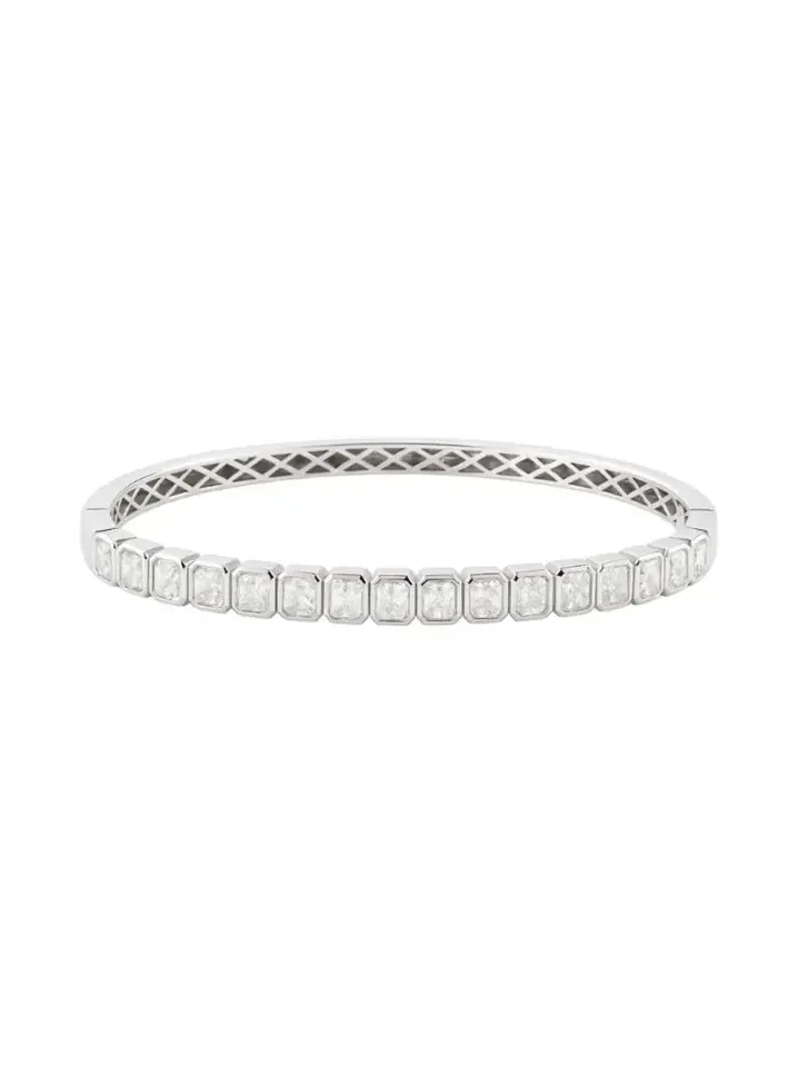 4.85ct Diamond 18K Gold Radiant Cut Bezel Bangle Bracelet