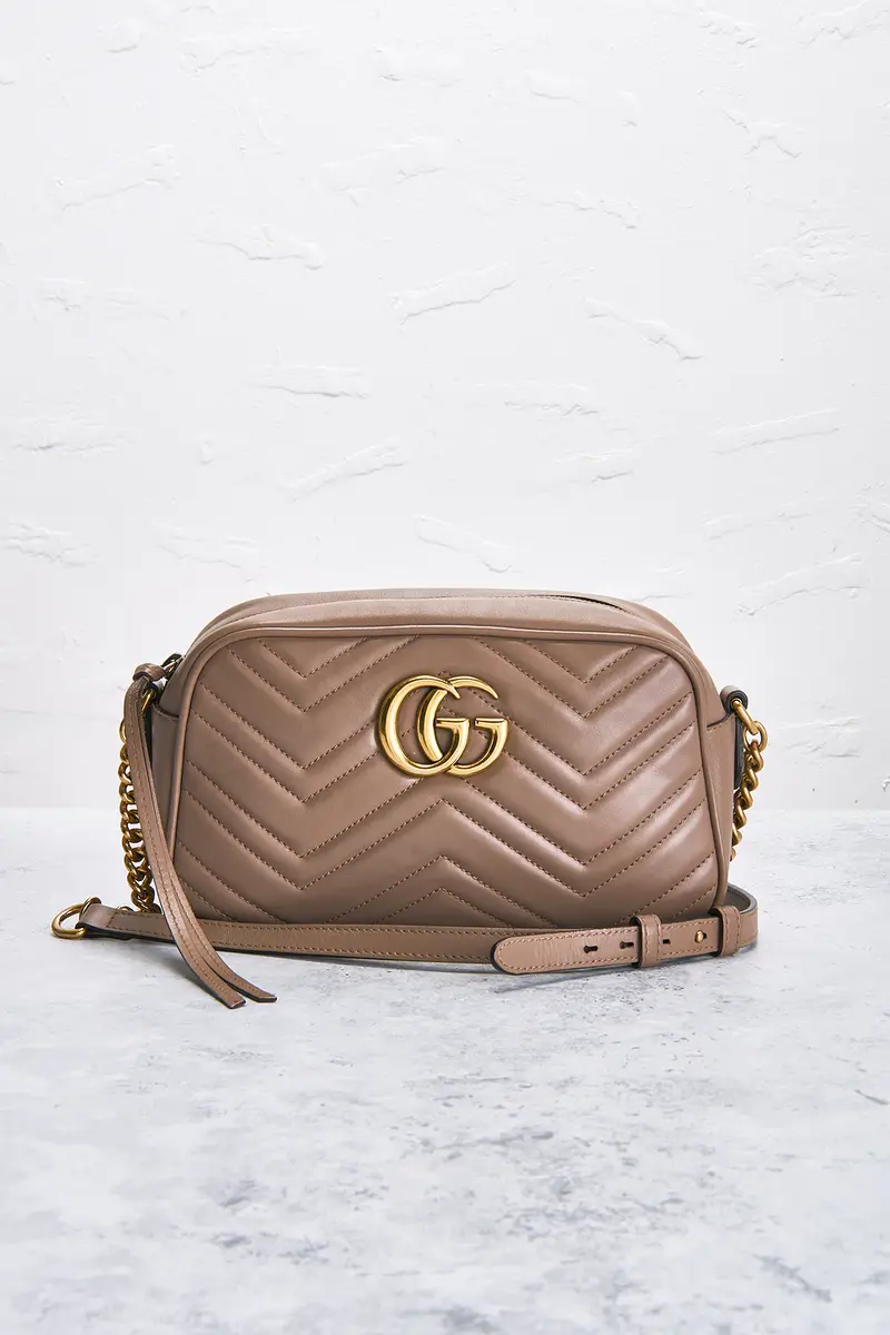 Gucci GG Marmont Shoulder Bag | Thumbnail 4 Gucci GG Marmont Shoulder Bag | Thumbnail 4