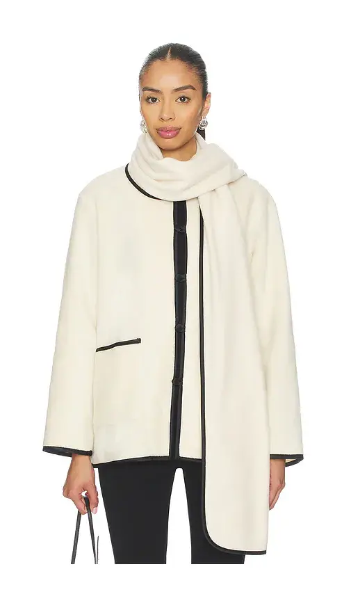 DONNI. The Polar Fleece Scarf | Image 1 DONNI. The Polar Fleece Scarf | Image 1