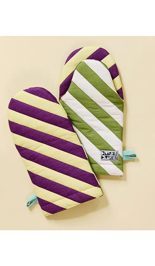 Dusen Dusen Oven Mitt | Thumbnail 2