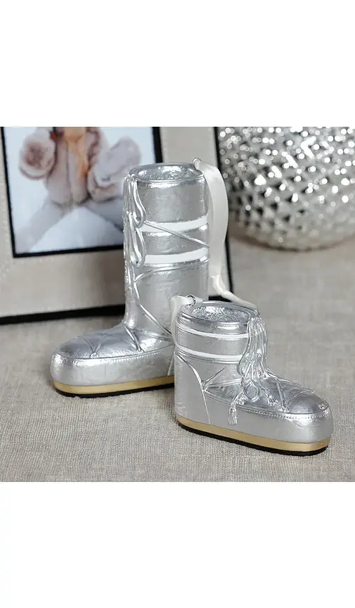The Favorites Apres Ski Boots Set Of 2 | Thumbnail 2 The Favorites Apres Ski Boots Set Of 2 | Thumbnail 2