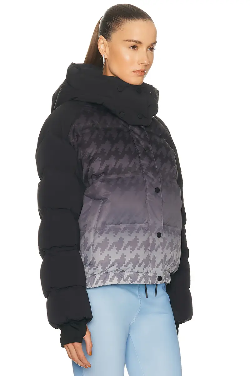 Perfect Moment Ski Jacket | Thumbnail 4 Perfect Moment Ski Jacket | Thumbnail 4