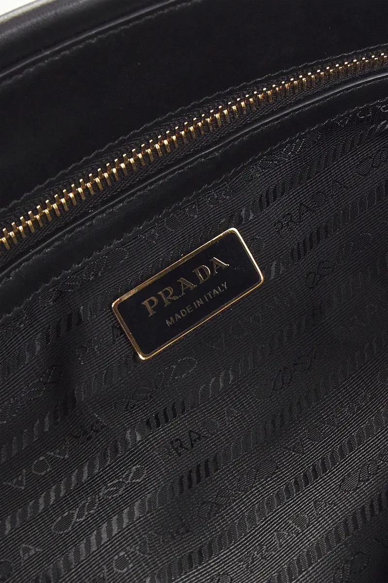 Prada Prada Vitello Logo Tote Bag | Thumbnail 6 Prada Prada Vitello Logo Tote Bag | Thumbnail 6