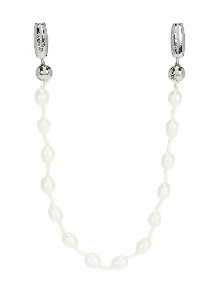 ossa Pearl Wristlet