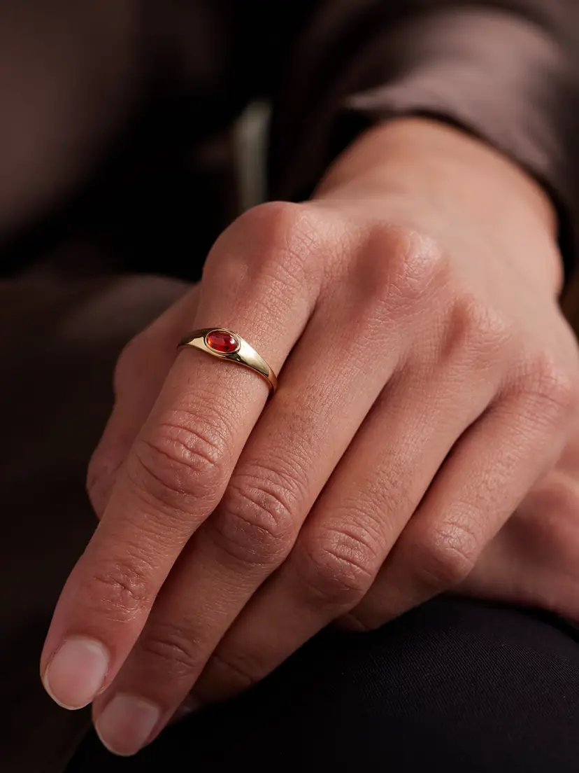 Loren Stewart 14-karat Gold Garnet Ring | Thumbnail 2