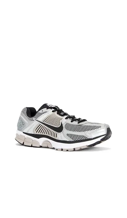 Nike Zoom Vomero 5 | Thumbnail 2 Nike Zoom Vomero 5 | Thumbnail 2