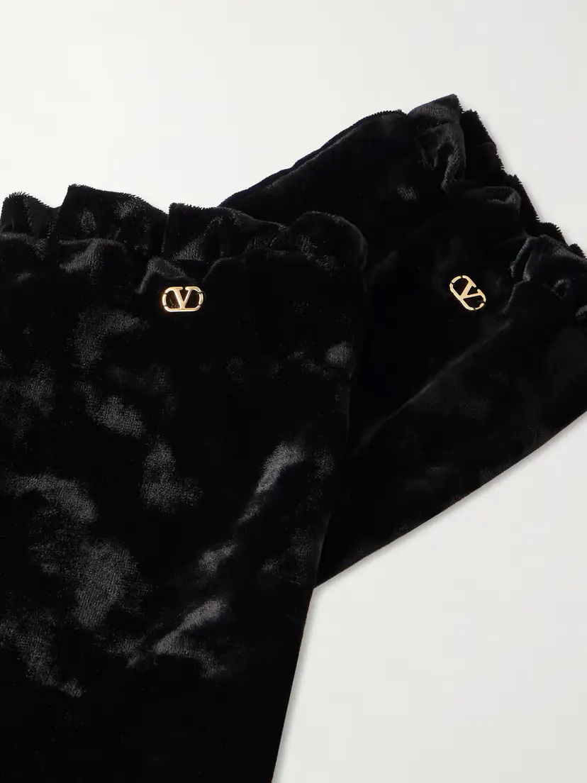 Valentino Garavani Vlogo Ruffled Velvet Gloves | Thumbnail 2 Valentino Garavani Vlogo Ruffled Velvet Gloves | Thumbnail 2