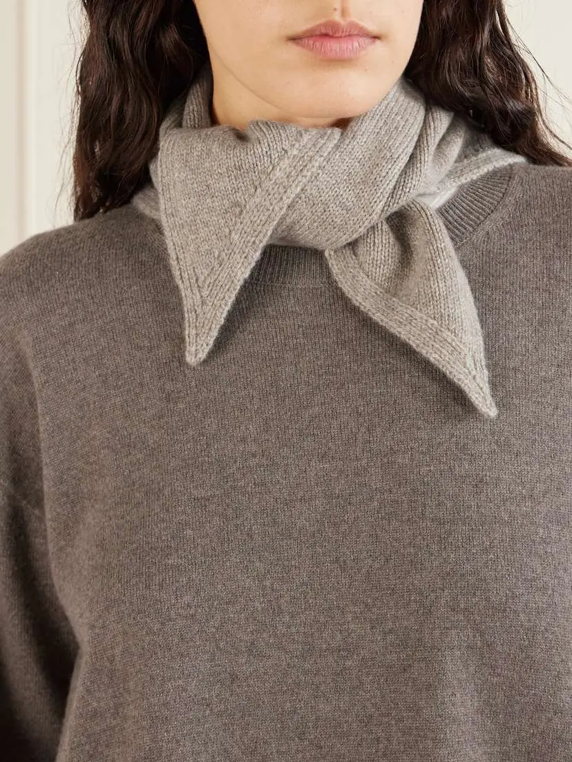 The Row Mentas Cashmere Scarf | Thumbnail 4