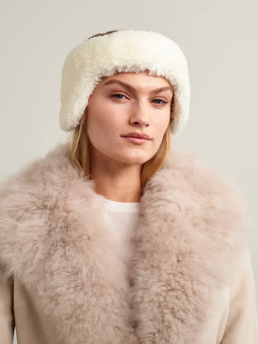 Yves Salomon Shearling Earmuffs | Thumbnail 2 Yves Salomon Shearling Earmuffs | Thumbnail 2