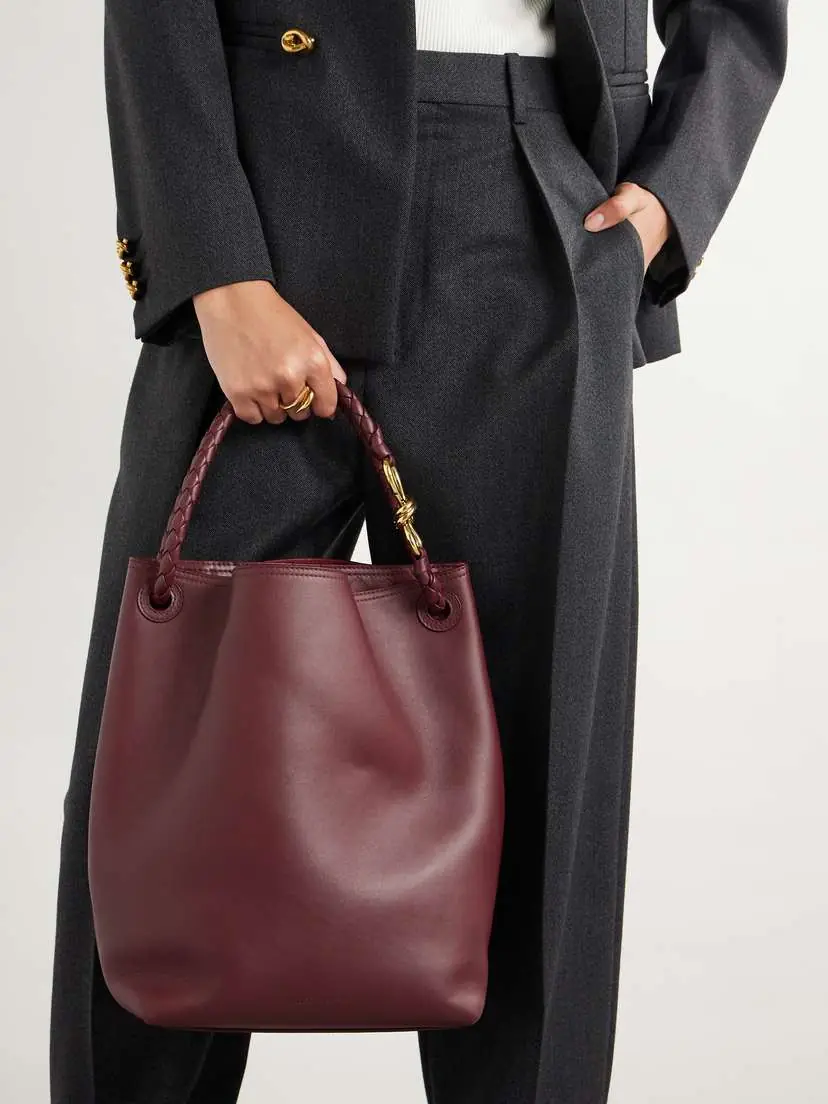 Bottega Veneta Andiamo Medium Leather Bucket Bag | Thumbnail 6 Bottega Veneta Andiamo Medium Leather Bucket Bag | Thumbnail 6