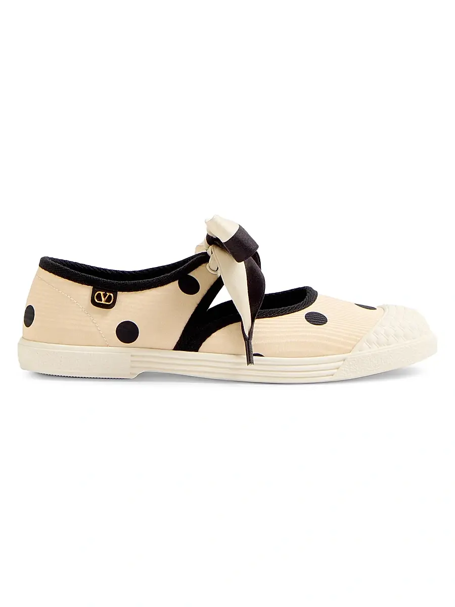 Valentino Garavani Women's Bay By Bay Ballerina Sneakers - Butter Black | Image 1 Valentino Garavani Women's Bay By Bay Ballerina Sneakers - Butter Black | Image 1