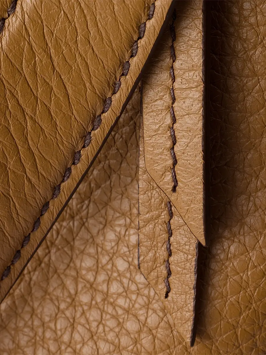 Prada Women's Aimèe Large Leather Shoulder Bag | Thumbnail 9