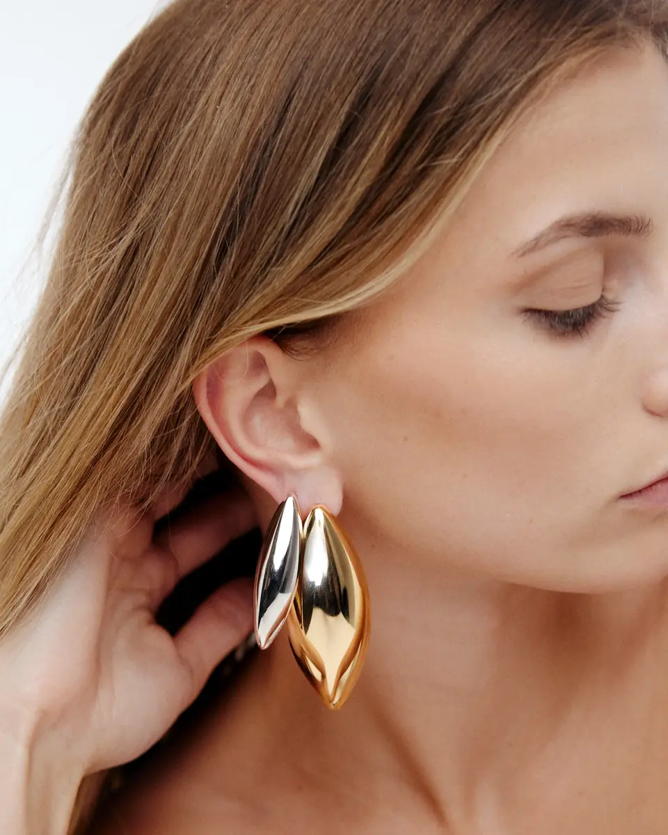 Jennifer Fisher Jennifer Fisher Small Puffy Dagger Earrings | Thumbnail 2 Jennifer Fisher Jennifer Fisher Small Puffy Dagger Earrings | Thumbnail 2