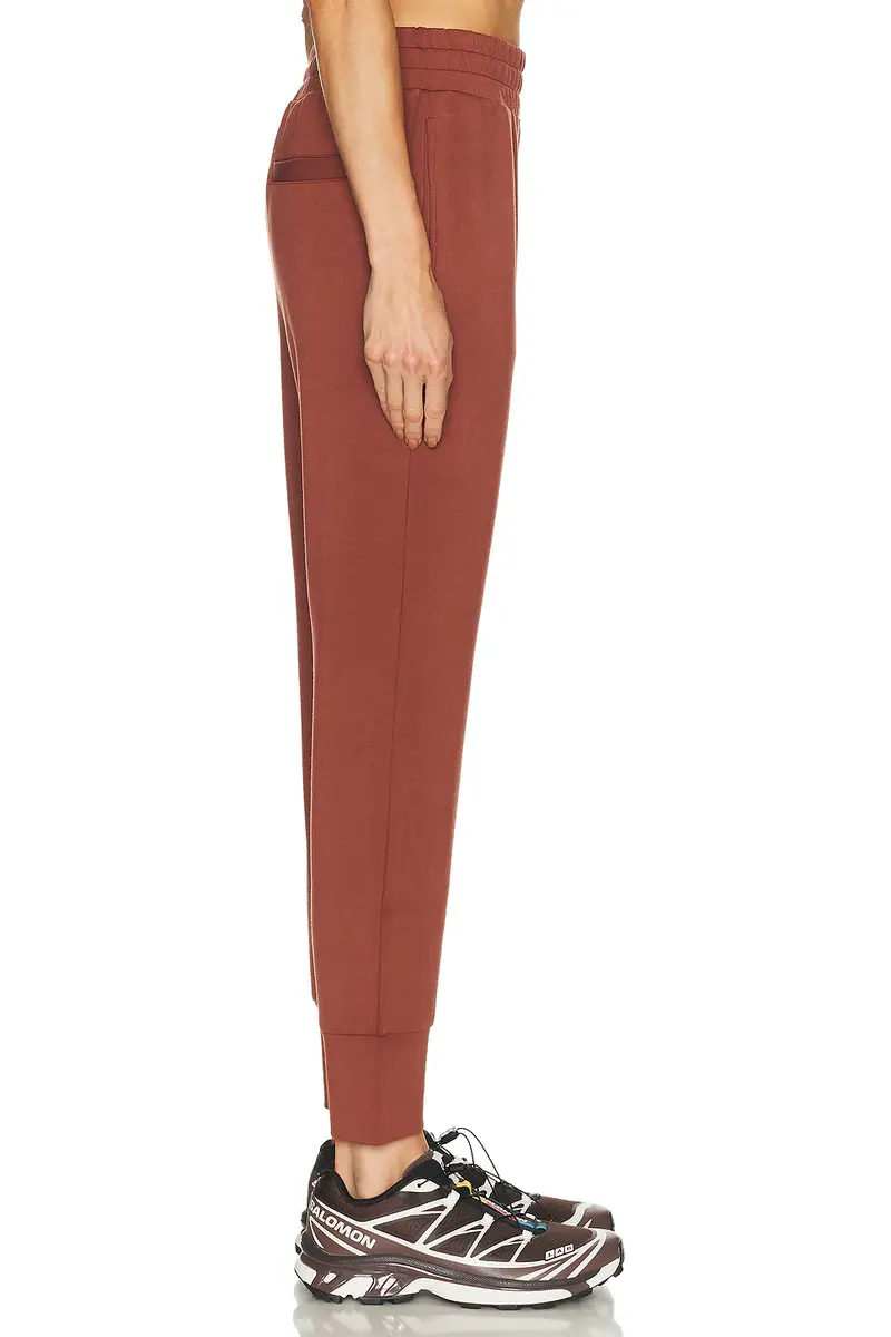 Varley The Slim Cuff 27.5 Pant | Thumbnail 3