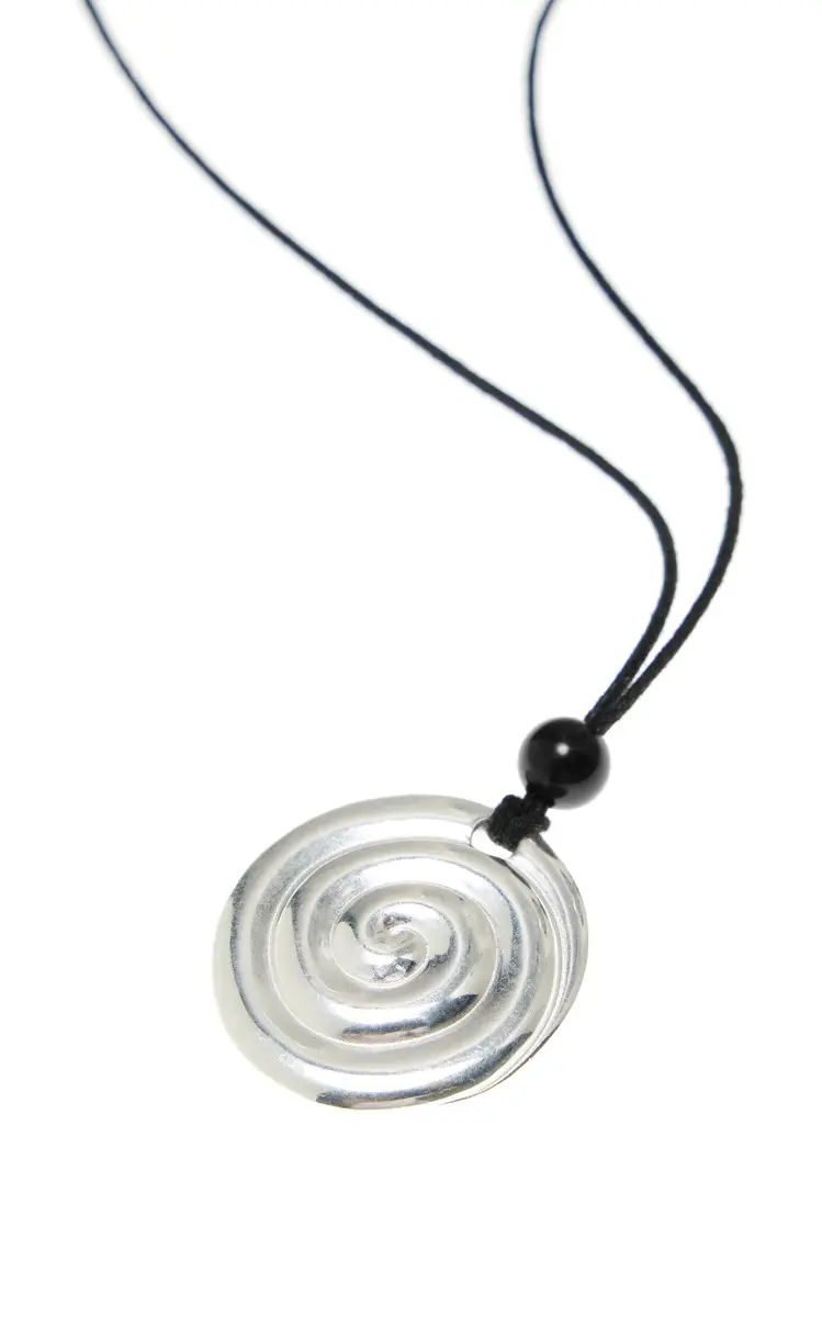 Louis Abel Exclusive Uzu Necklace | Thumbnail 3 Louis Abel Exclusive Uzu Necklace | Thumbnail 3