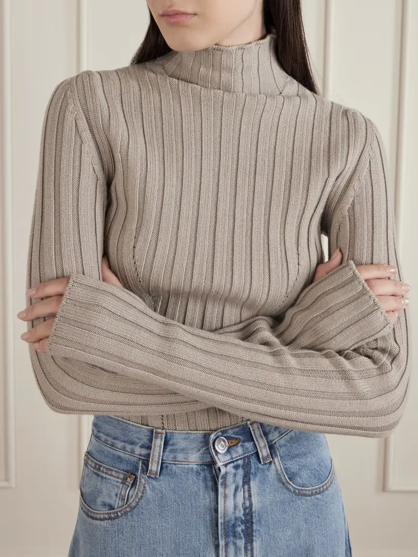 ALAÏA Ribbed Wool Turtleneck Bodysuit | Thumbnail 4 ALAÏA Ribbed Wool Turtleneck Bodysuit | Thumbnail 4