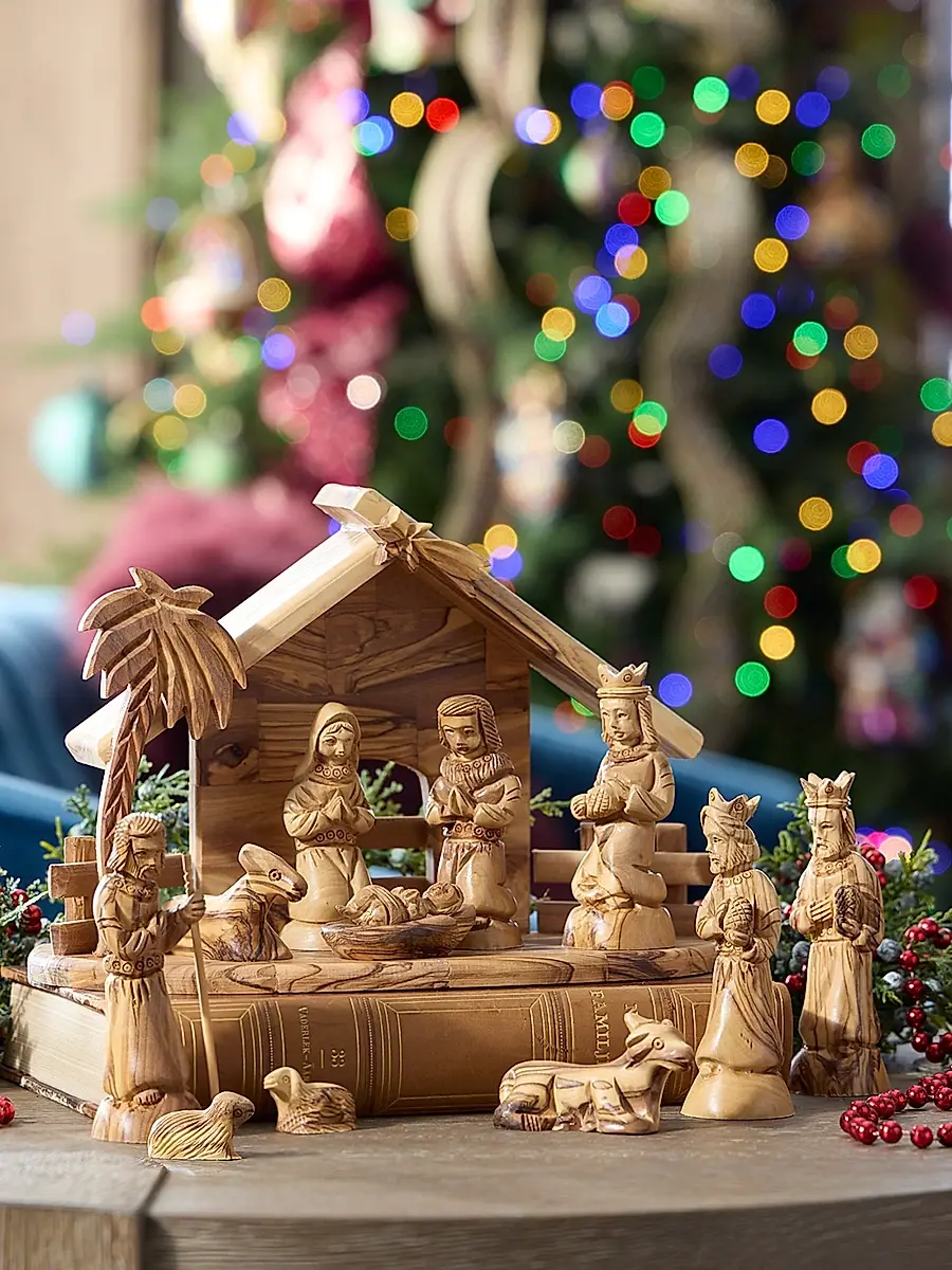 Bethlehem Star 12-Piece Wood Nativity Set | Image 1 Bethlehem Star 12-Piece Wood Nativity Set | Image 1