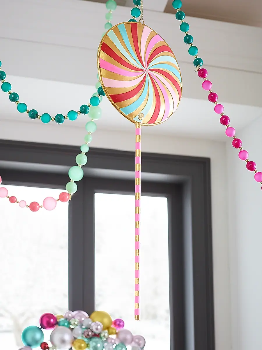 Glitterville Swirl Lollipop Christmas Display | Thumbnail 2