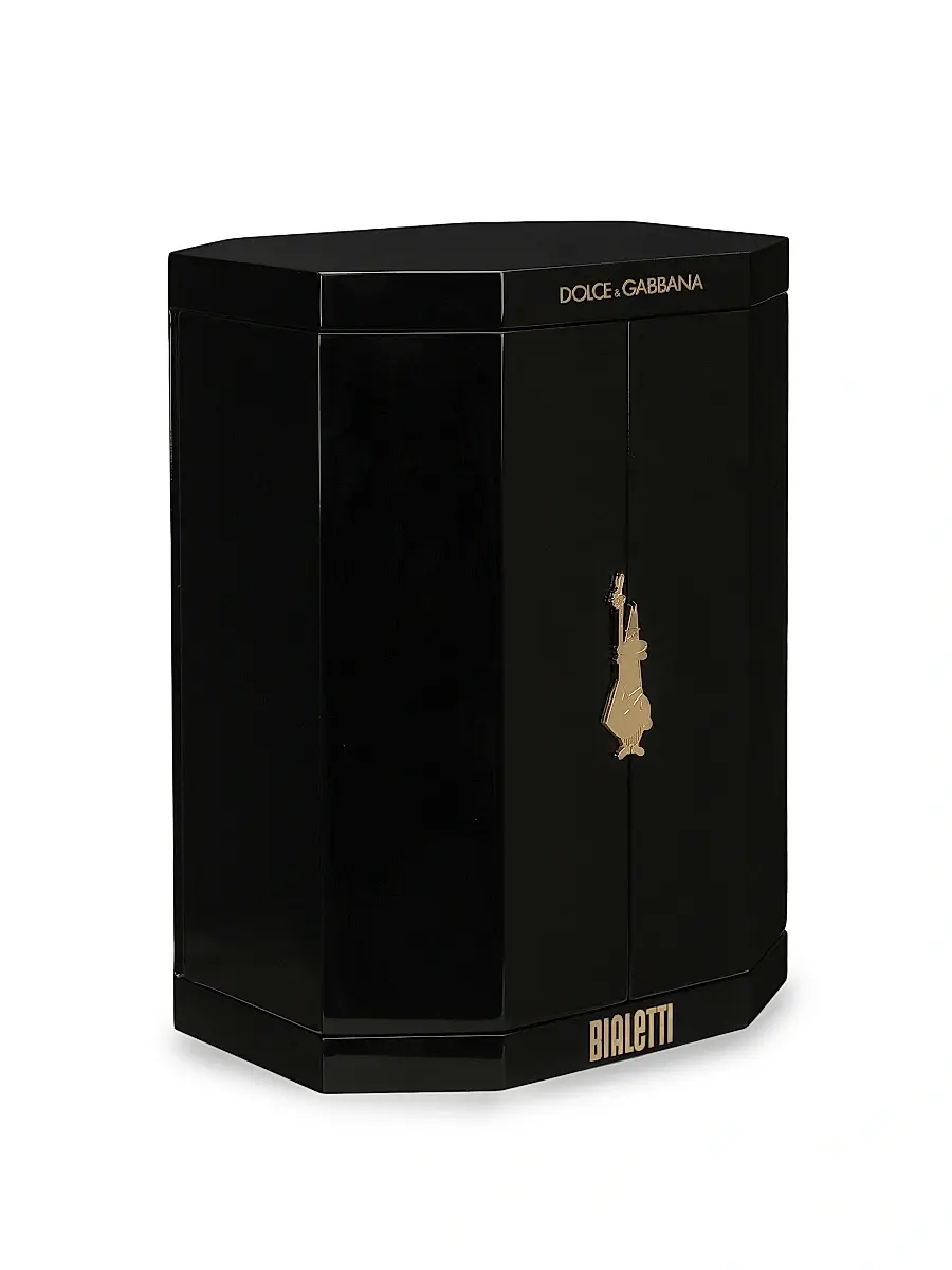 Dolce & Gabbana X Bialetti Oro 3-Cup Moka Machine | Thumbnail 6 Dolce & Gabbana X Bialetti Oro 3-Cup Moka Machine | Thumbnail 6