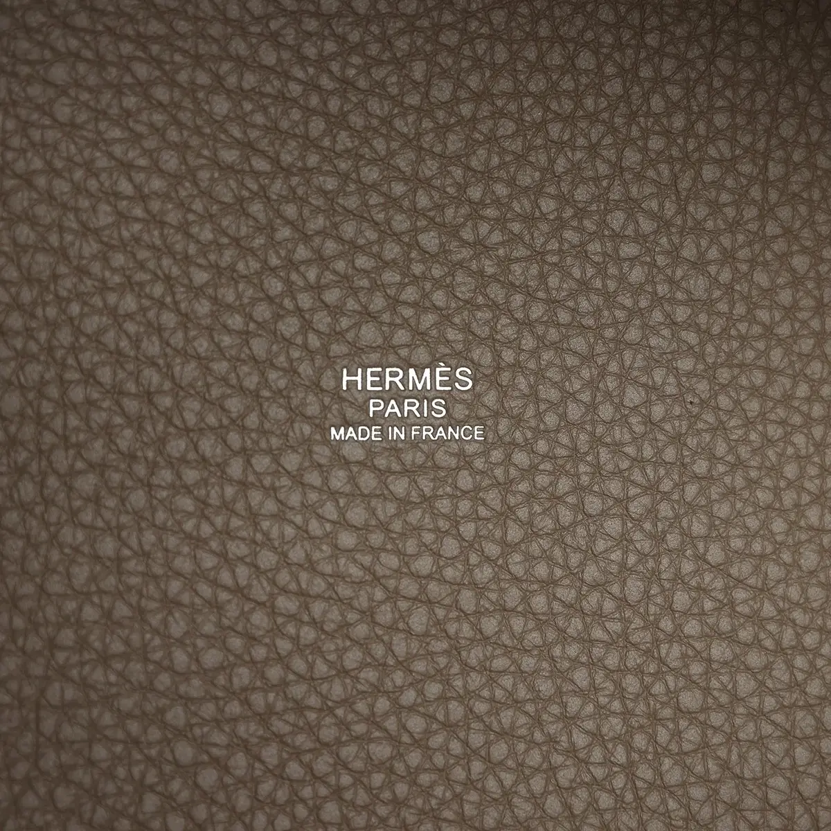 HERMÈS Hermes Picotin Lock 18 Etoupe Clemence Palladium Hardware | Thumbnail 8 HERMÈS Hermes Picotin Lock 18 Etoupe Clemence Palladium Hardware | Thumbnail 8