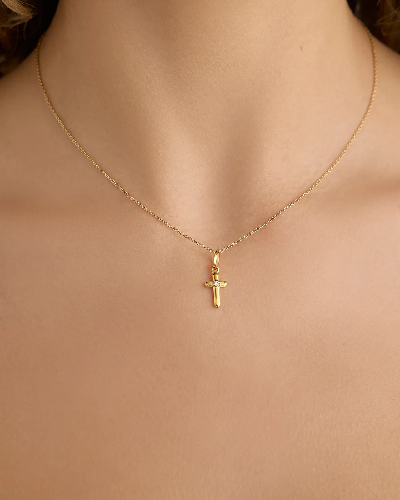Jennifer Fisher Jennifer Fisher Cross Necklace 14K Yellow Gold