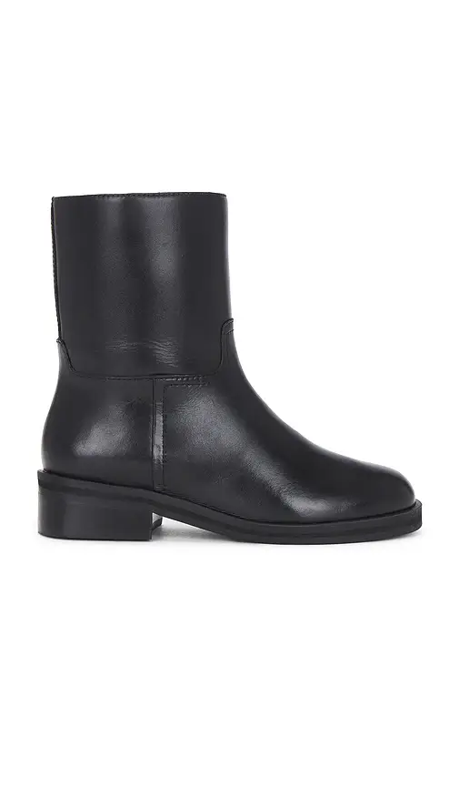 LPA Tracer Bootie | Image 1 LPA Tracer Bootie | Image 1