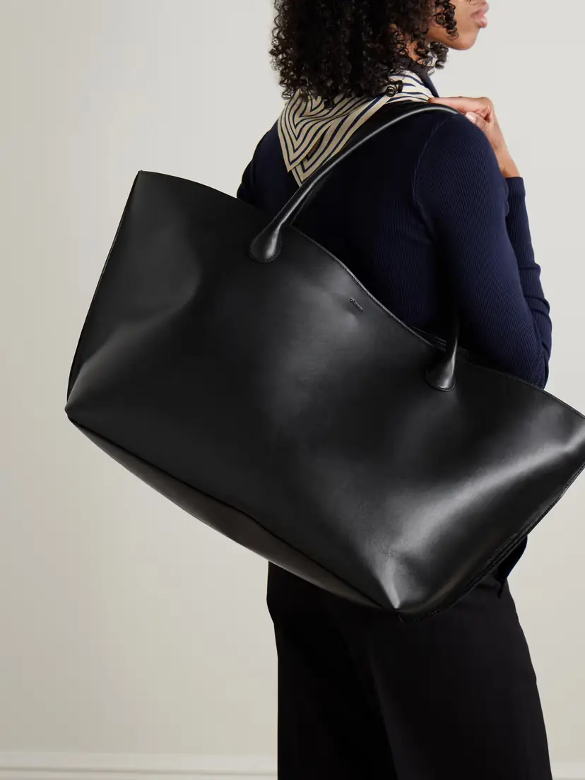 LIÉ STUDIO The Eva Weekend Leather Tote | Thumbnail 2 LIÉ STUDIO The Eva Weekend Leather Tote | Thumbnail 2