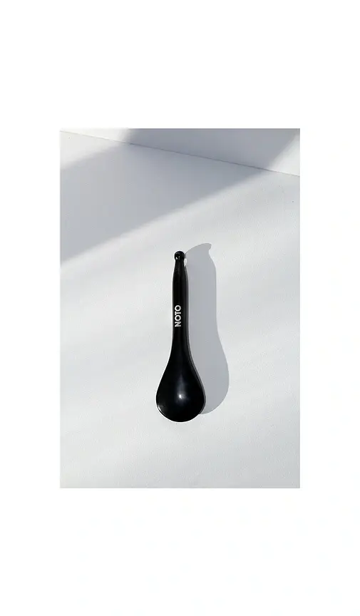 NOTO Botanics Bian Stone Facial Tool | Thumbnail 2 NOTO Botanics Bian Stone Facial Tool | Thumbnail 2