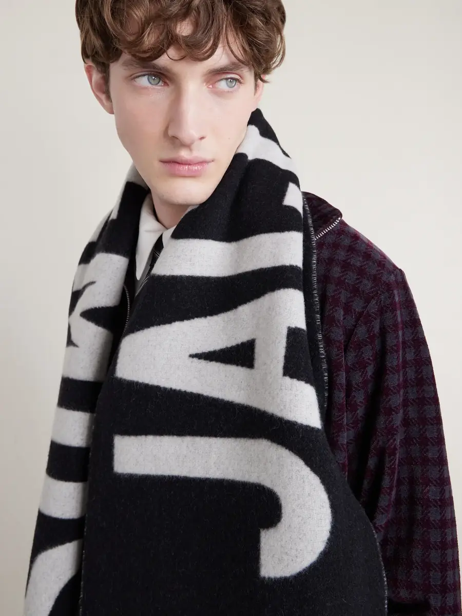 Jacquemus Logo-Intarsia Fringed Wool Scarf - Men | Thumbnail 2 Jacquemus Logo-Intarsia Fringed Wool Scarf - Men | Thumbnail 2