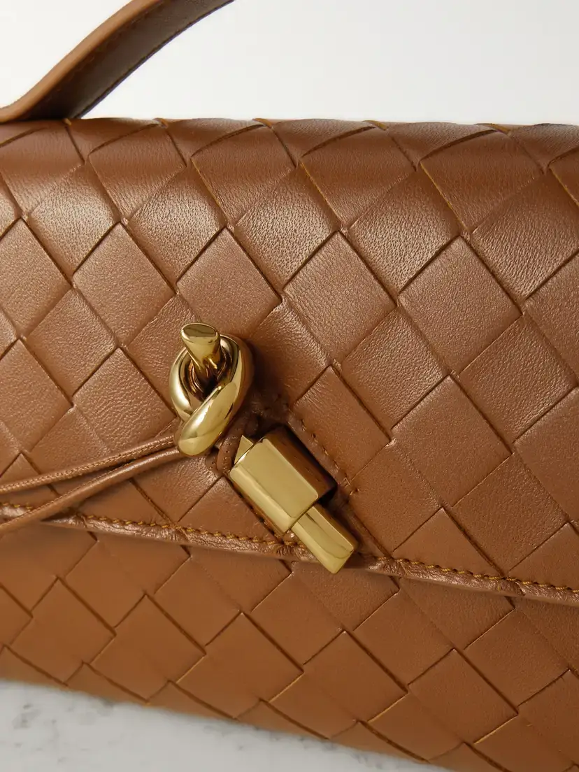 Bottega Veneta Andiamo Long Intrecciato Leather Clutch | Thumbnail 4 Bottega Veneta Andiamo Long Intrecciato Leather Clutch | Thumbnail 4