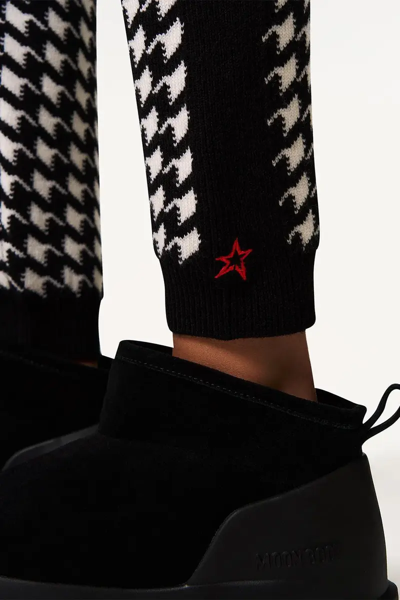 Perfect Moment Houndstooth Legging | Thumbnail 5