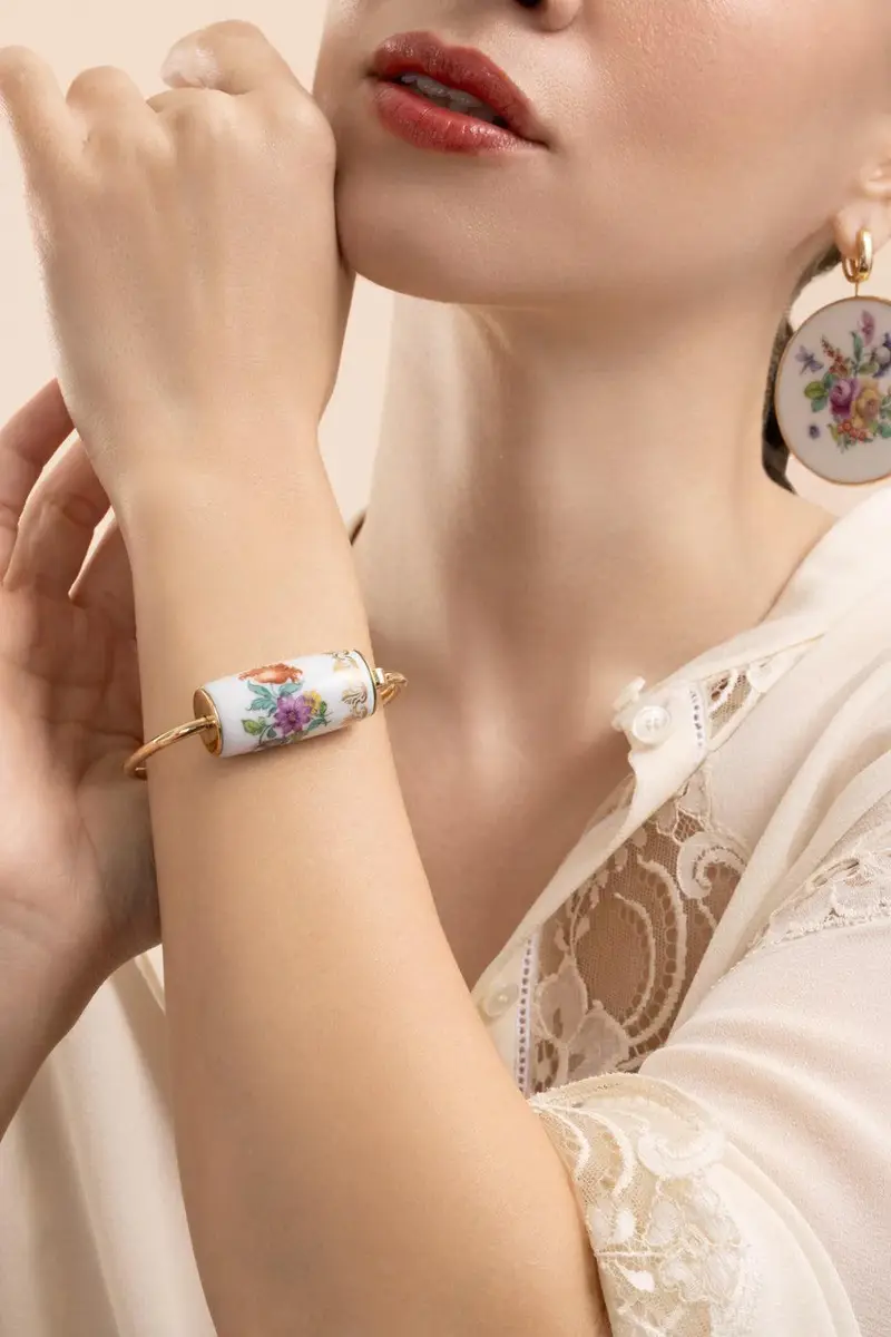 Marla Aaron Nymphenburg Trundle Lock Bracelet | Thumbnail 2 Marla Aaron Nymphenburg Trundle Lock Bracelet | Thumbnail 2