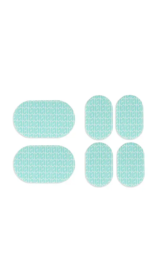 LOOPS Blemish Busting Acne Hydrogel Body Patches | Thumbnail 2