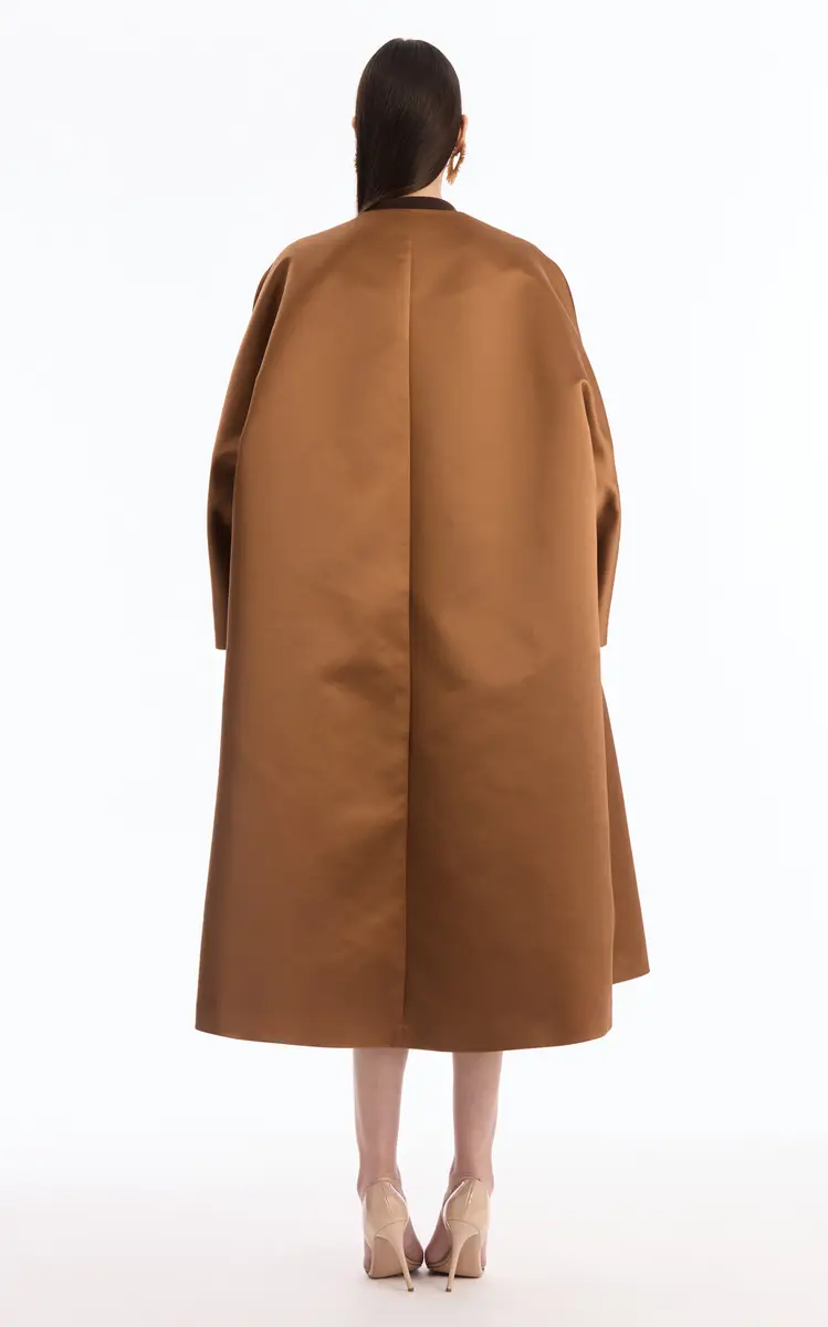 Oscar de la Renta Draped Satin Coat | Thumbnail 5